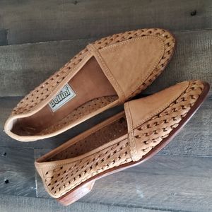 Vintage Bellini leather woven flats